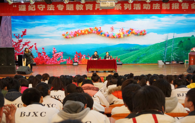 DS-C01779-.jpg