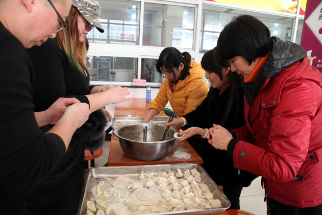 包饺子3.JPG