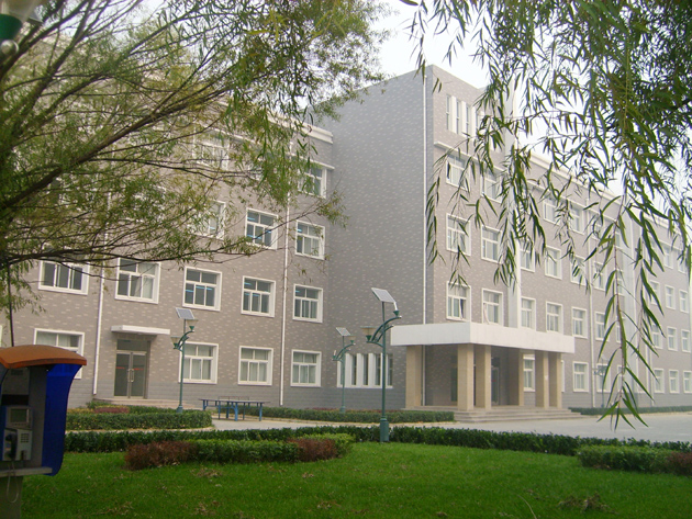 2教学楼.JPG