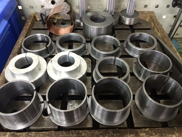 -课下时间加工的开缝套胎具,用于教学中.jpg