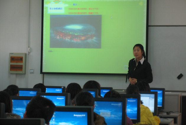 机房教学2.jpg